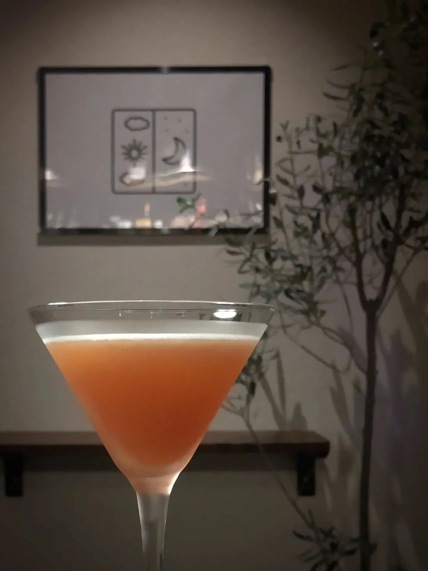 サテン・ドールです🍸️